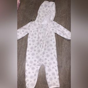 Carters 3-6 m super warm onsie